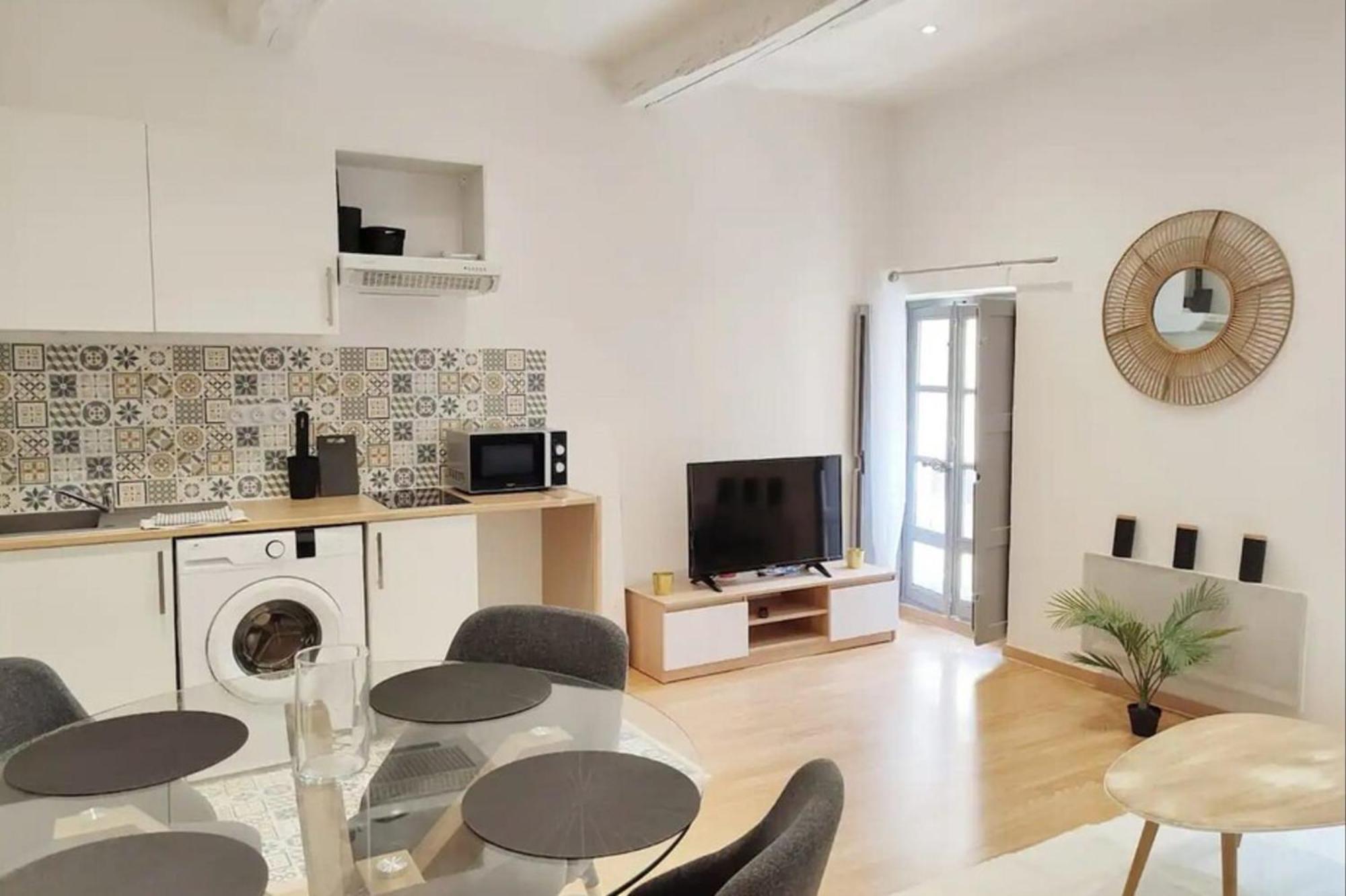 Appartement Atlas - Arya à Nîmes Extérieur photo